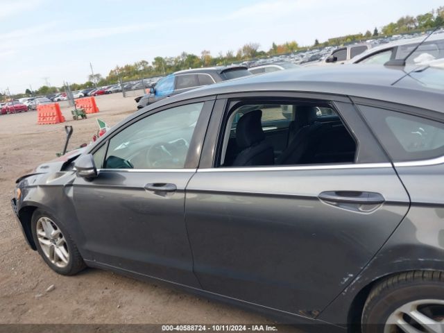 3FA6P0H72FR302105 Ford FUSION SE