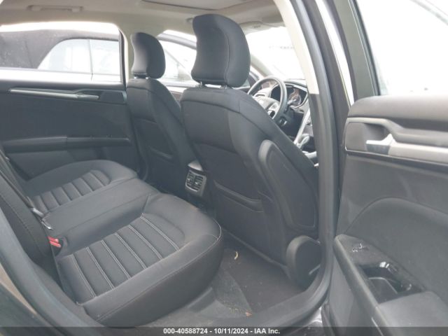 3FA6P0H72FR302105 Ford FUSION SE