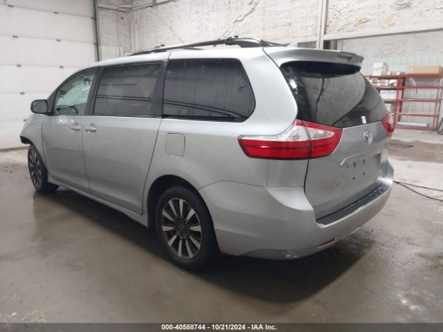 5TDJZ3DC5JS194586 Toyota Sienna Le 7 Passenger