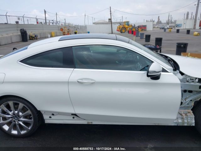 WDDWJ8DB6KF800406 Mercedes-Benz C 300