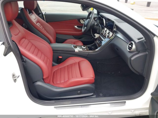 WDDWJ8DB6KF800406 Mercedes-Benz C 300