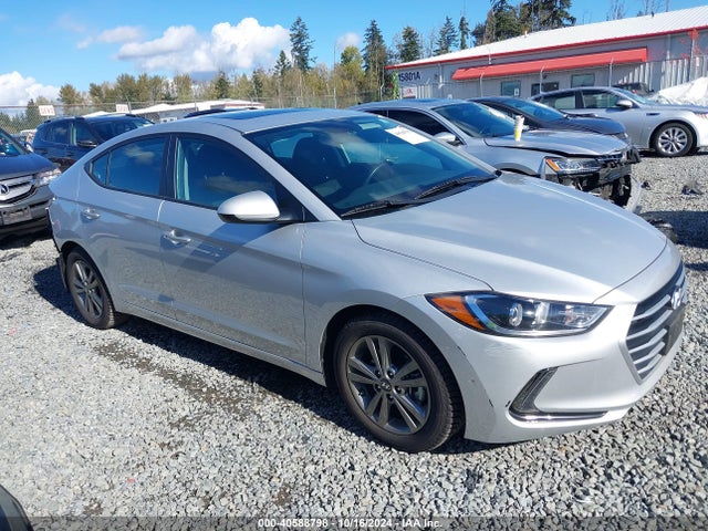2018 5NPD84LF9JH279910 main image