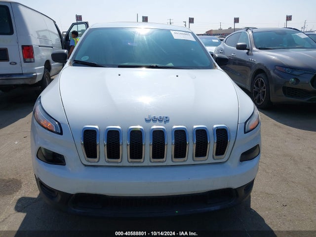 1C4PJLAB6HW502775 Jeep Cherokee Sport Fwd