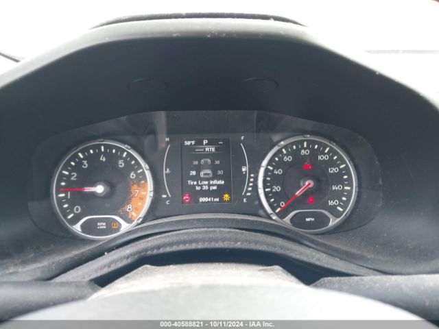 ZACCJBBT0FPB21272 Jeep Renegade Latitude