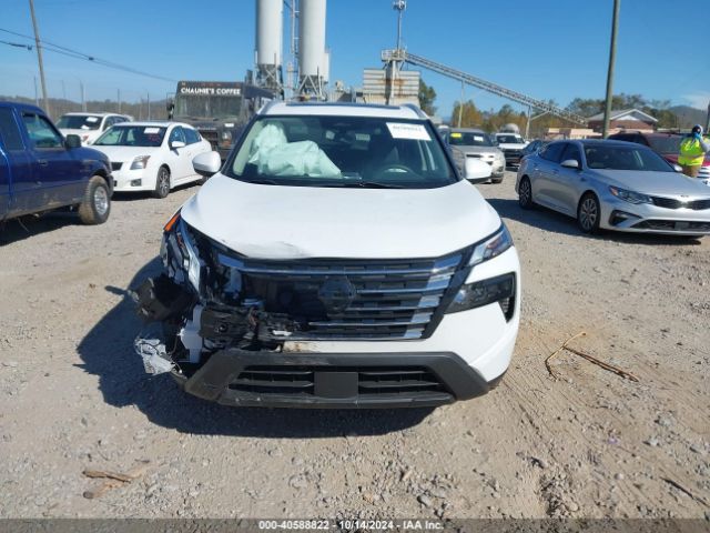 JN8BT3BB4RW440981 Nissan Rogue Sv Intelligent Awd