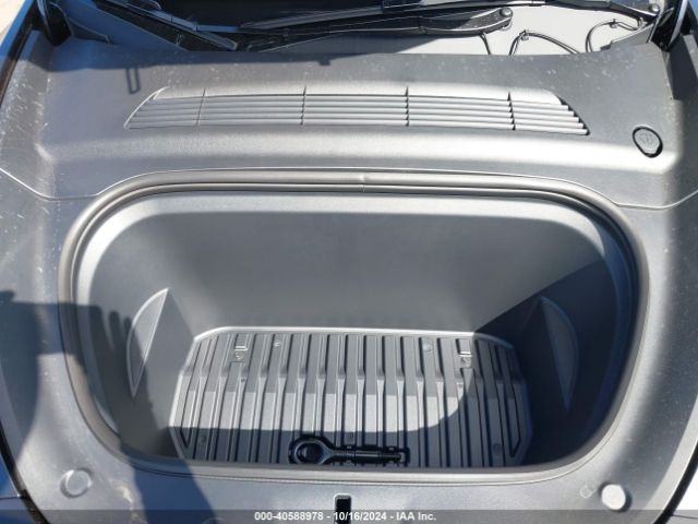 2024 TESLA MODEL Y 7SAYGDEE6RF183836 Photo 9