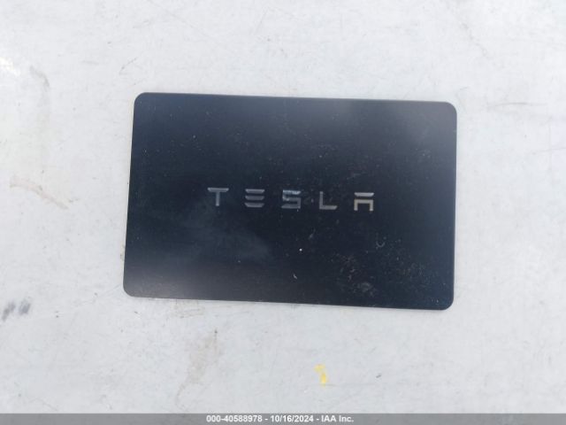 2024 TESLA MODEL Y 7SAYGDEE6RF183836 Photo 10