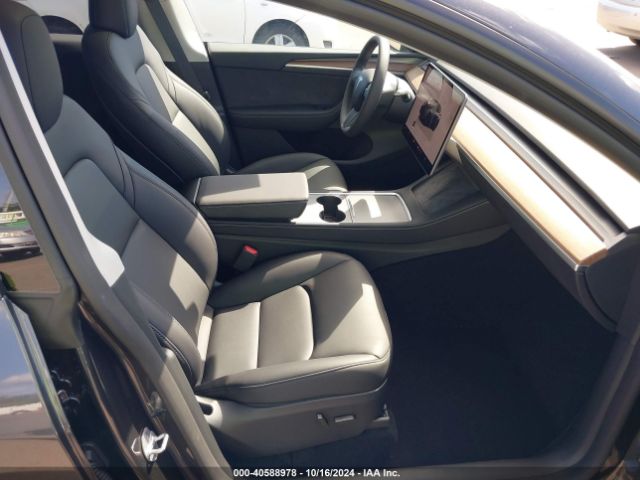 2024 TESLA MODEL Y 7SAYGDEE6RF183836 Photo 4