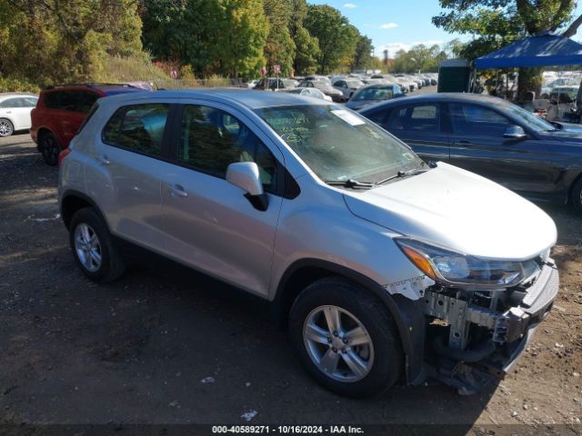KL7CJNSB2JB708274 Chevrolet TRAX LS