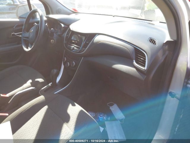 KL7CJNSB2JB708274 Chevrolet TRAX LS