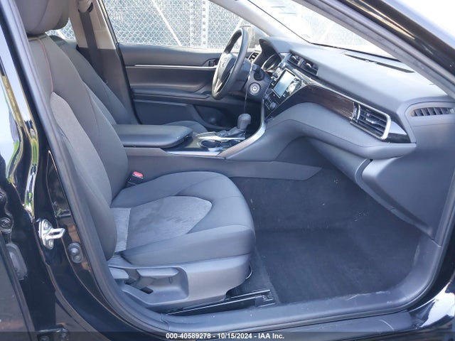 Toyota CAMRY LE 2020 4T1C11AK5LU949424 Image 5