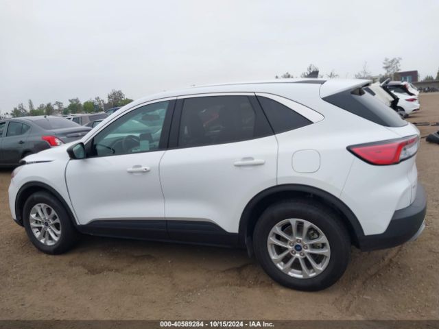 1FMCU9BZ2NUA48547 Ford Escape Se Hybrid