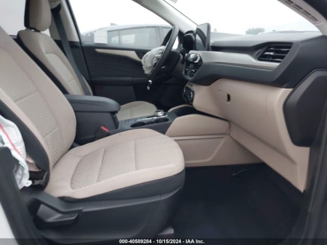 1FMCU9BZ2NUA48547 Ford Escape Se Hybrid