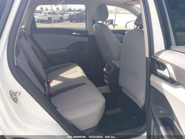 3VVLX7B2XNM016650 Volkswagen Taos 1.5t Se