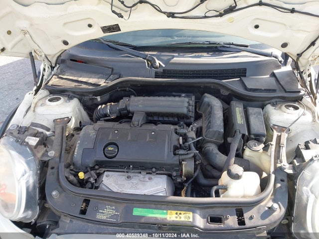 2009 MINI COOPER CLUBMAN WMWML33579TX35018 Photo 9