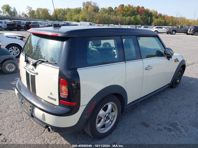 2009 MINI COOPER CLUBMAN WMWML33579TX35018 Photo 3