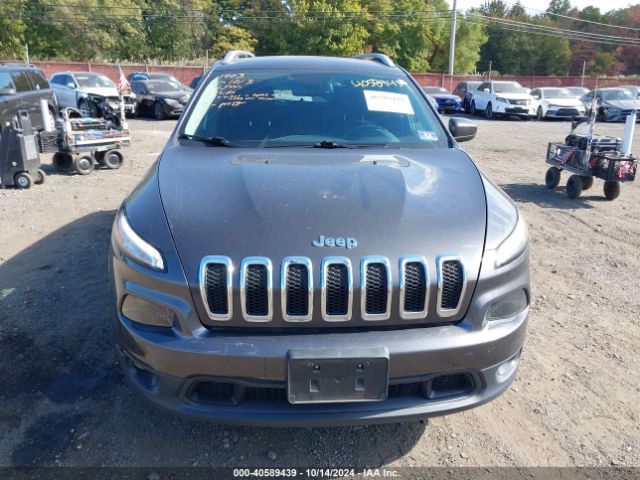 1C4PJMCB7HW545606 Jeep Cherokee Latitude 4x4