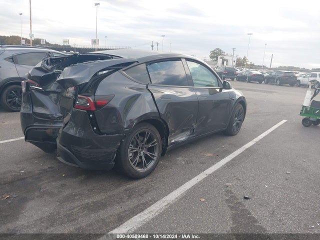 2024 TESLA MODEL Y 7SAYGDEE4RF159521 Photo 3