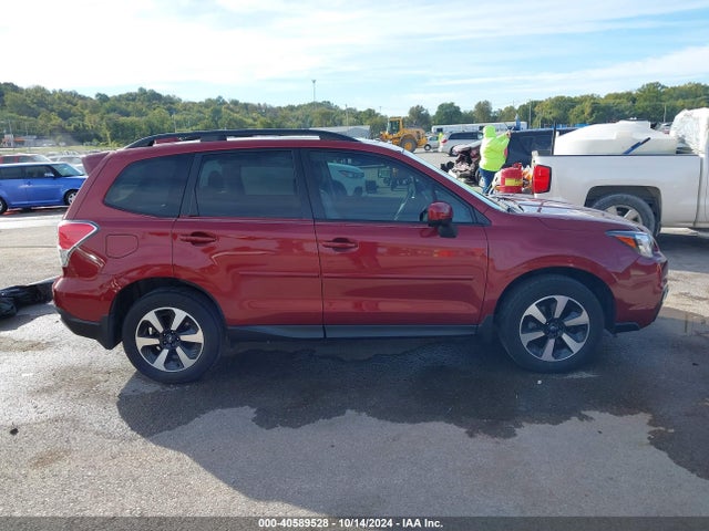 Subaru Forester 2.5i Premium 2017 JF2SJAEC8HH535333 Image 13