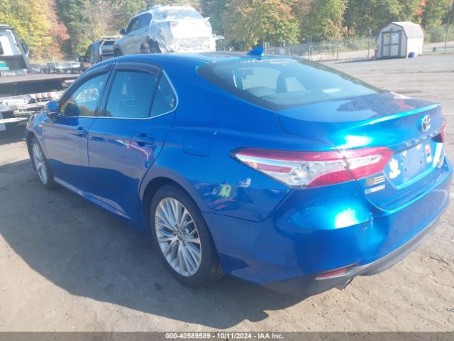 4T1B21HKXKU012663 Toyota Camry Hybrid Xle