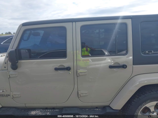 1C4BJWEG3HL668027 Jeep Wrangler Unlimited Sahara 4x4