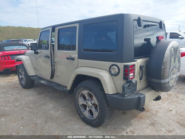 1C4BJWEG3HL668027 Jeep Wrangler Unlimited Sahara 4x4