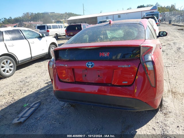 Toyota Prius Two Eco 2018 JTDKARFU9J3055731 Image 16