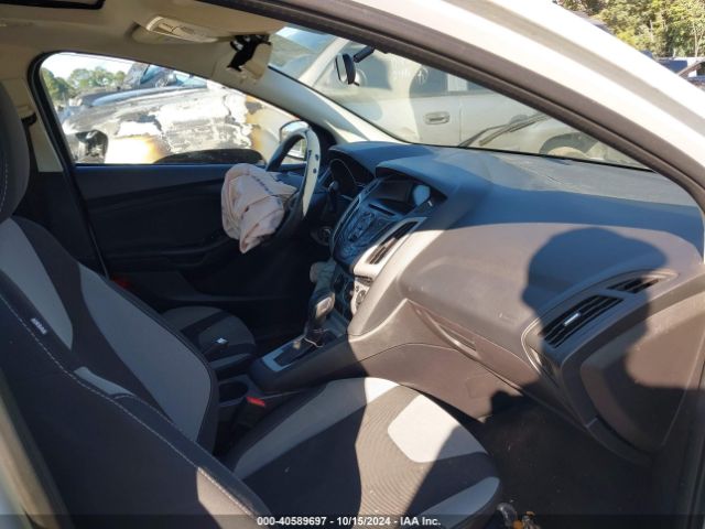 1FADP3F24EL396209 Ford FOCUS SE