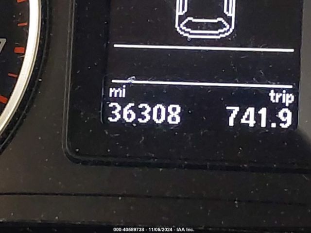 WVGSV7AX4HK032248 Volkswagen Tiguan 2.0t Wolfsburg Edition