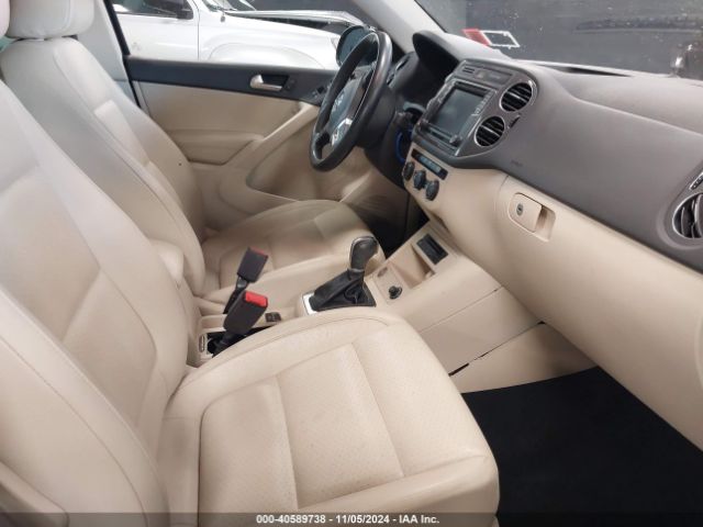 WVGSV7AX4HK032248 Volkswagen Tiguan 2.0t Wolfsburg Edition