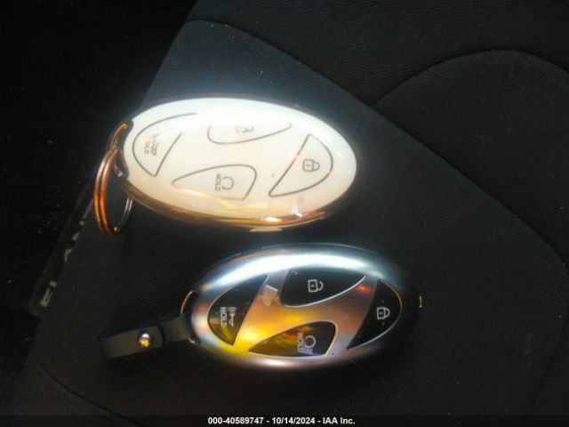 KMHLM4DG9RU699341 Hyundai ELANTRA SEL