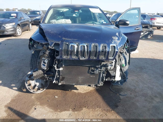 1C4PJLABXGW200937 Jeep Cherokee Sport