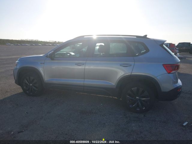3VVCX7B25NM005877 Volkswagen Taos 1.5t S