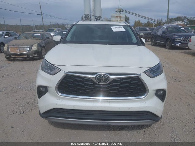 Toyota Highlander Platinum 2021 5TDFZRBH1MS100764 Image 13