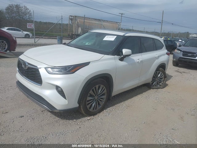 Toyota Highlander Platinum 2021 5TDFZRBH1MS100764 Image 2