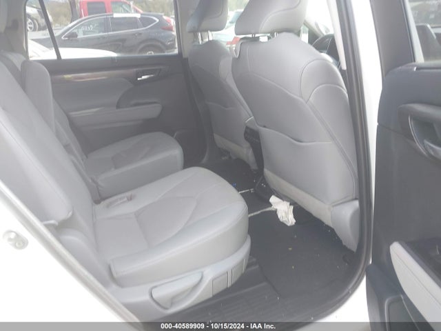 Toyota Highlander Platinum 2021 5TDFZRBH1MS100764 Image 8