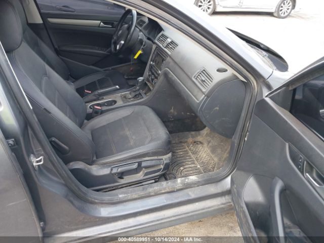 1VWBV7A36FC059537 Volkswagen Passat 2.0l Tdi Se