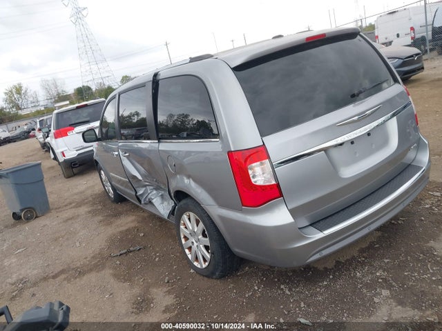 2C4RC1GG9FR506268 Chrysler Town & Country Limited Platinum