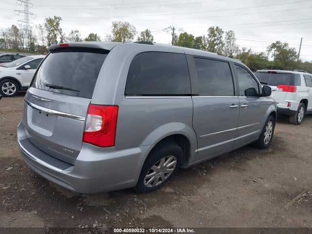 2C4RC1GG9FR506268 Chrysler Town & Country Limited Platinum