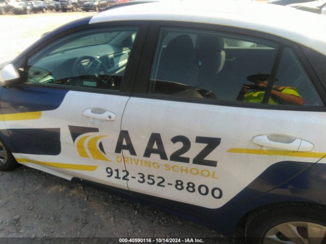 3KPA24AB2KE201883 KIA RIO S