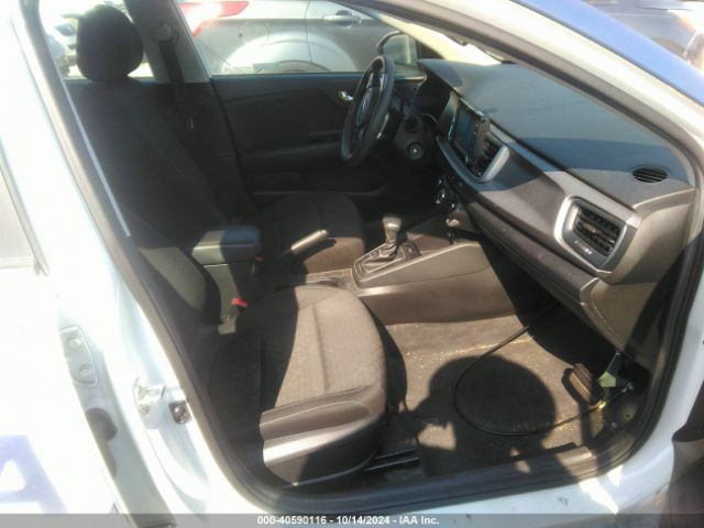 3KPA24AB2KE201883 KIA RIO S
