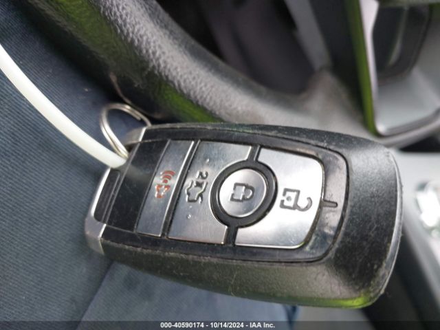 3FA6P0H74HR229483 Ford FUSION SE
