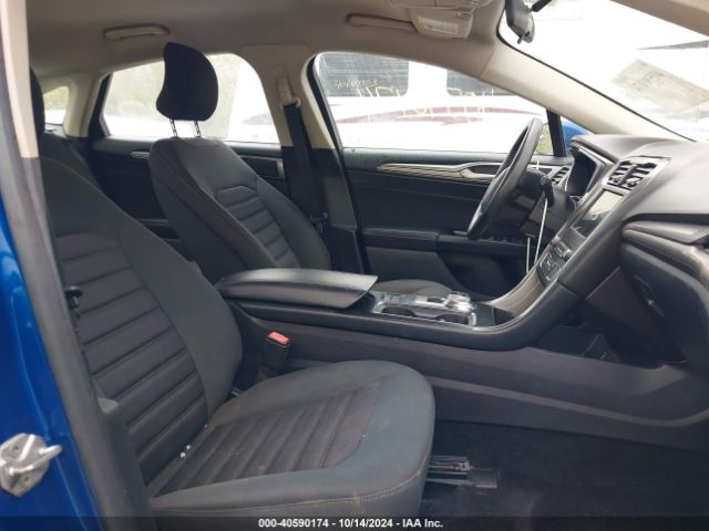 3FA6P0H74HR229483 Ford FUSION SE
