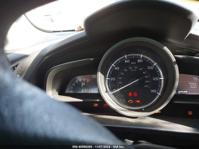 3MYDLBYV6KY509508 Toyota YARIS LE