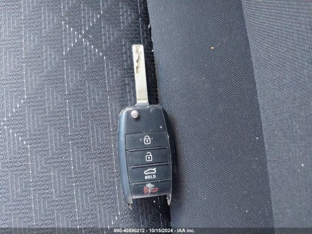 3KPA24AD7ME365165 KIA RIO S