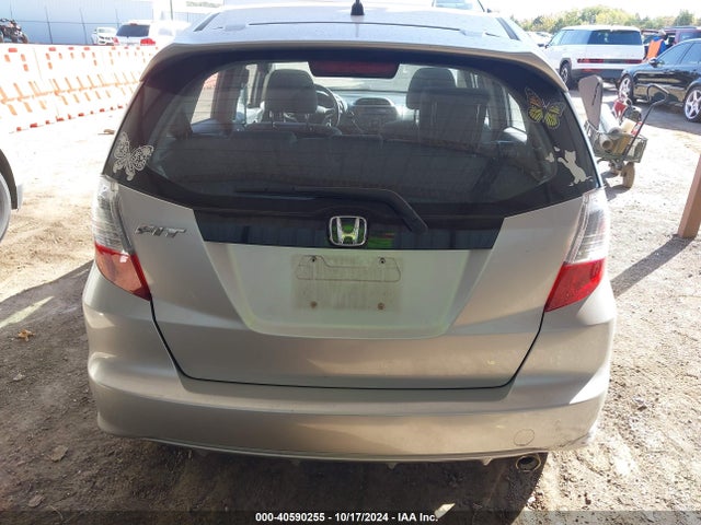 40590255 :رقم المزاد ، JHMGE8H51DC027855 vin ، 2013 Honda Fit Sport مزاد بيع