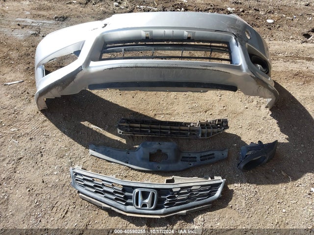 40590255 :رقم المزاد ، JHMGE8H51DC027855 vin ، 2013 Honda Fit Sport مزاد بيع