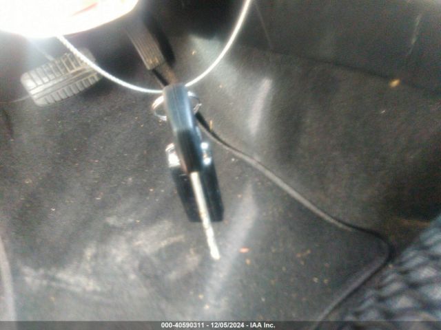 JA4AD2A35GZ020824 Mitsubishi Outlander Es