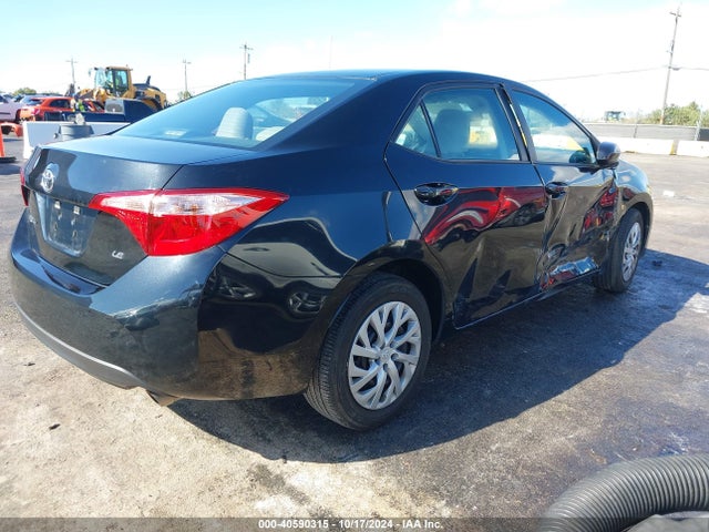 Toyota COROLLA LE 2017 5YFBURHEXHP696546 Image 4