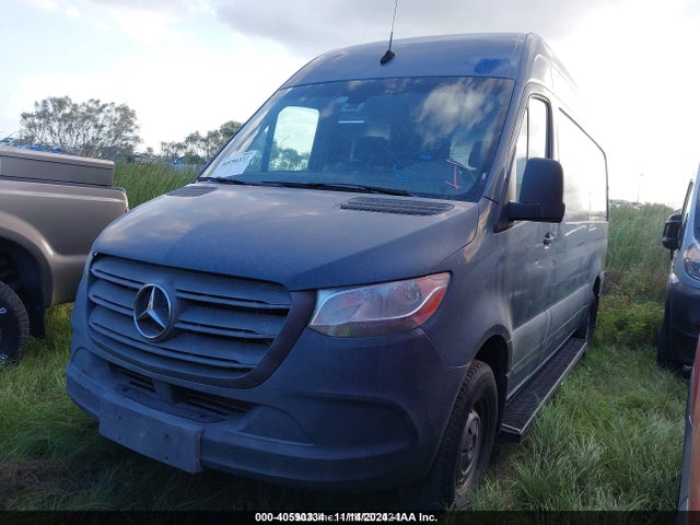 WD4PF0CDXKP069354 Mercedes-Benz Sprinter 2500 High Roof V6/standard Roof V6